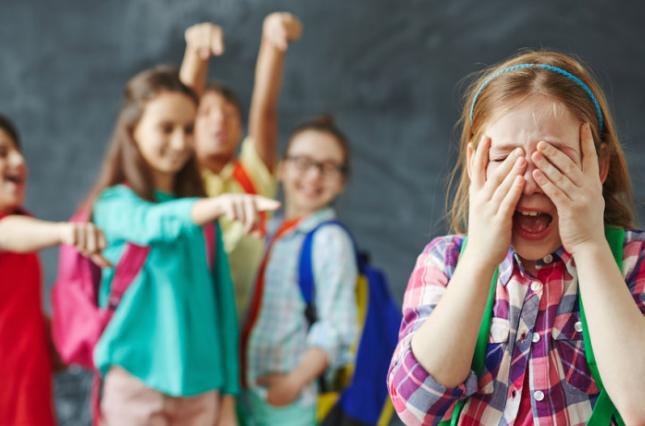 Как помочь ребенку победить стресс из-за учебы, буллинга или конфликтов в школе