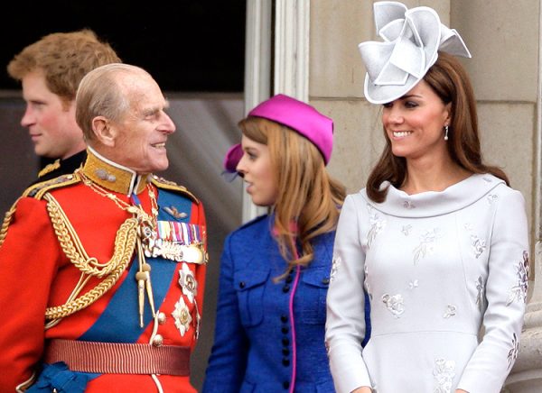 Совместное фото дедушек Кейт Мидлтон и принца Уильяма растрогало британцев