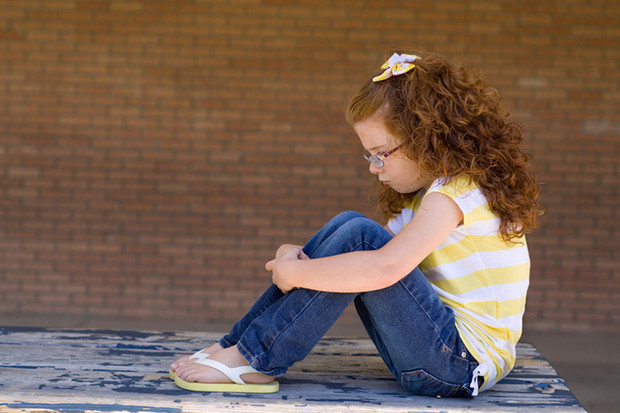 Аутоагрессия у детей: почему ребенок обижает сам себя и что с этим делать
