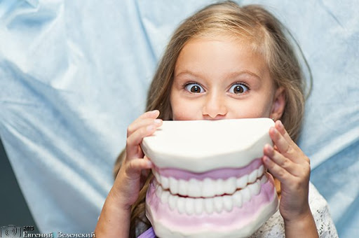 Ребенок боится стоматолога: работающие хитости