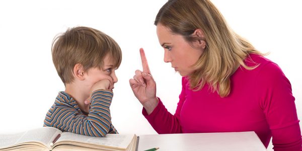 Ребенок не слушается: 10 способов решения проблемы
