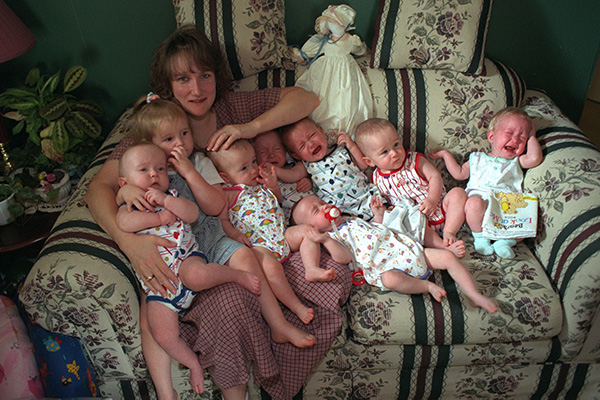Роберта Маккоуи и её дети