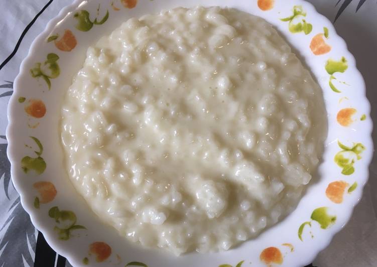 Milk rice porridge like in kindergarten