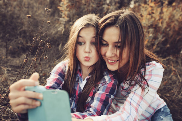 Лучшие подруги или враги - 6 советов для родителей подростков