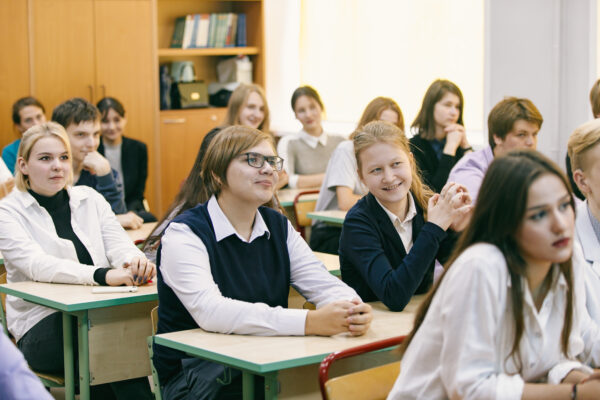 Аналитики выяснили, кем мечтают стать российские школьники после окончания учебы