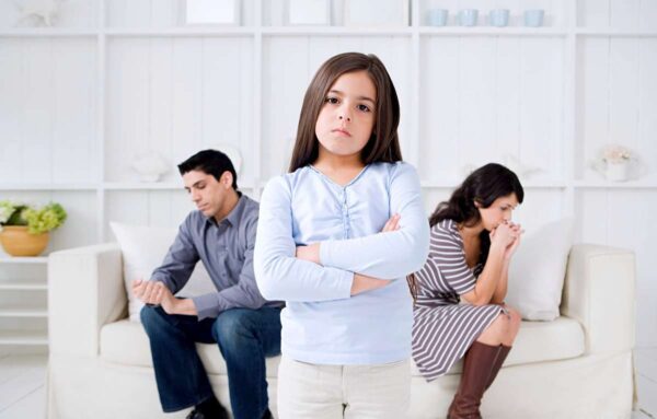 Как родители могут поддержать своих детей в ситуациях семейных потрясений - советы и рекомендации
