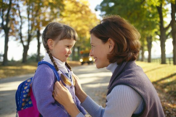 Почему родителям не следует спрашивать у ребенка: «Как дела в школе?»