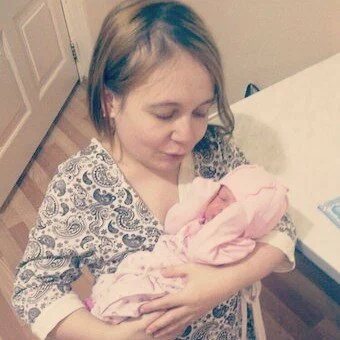 Судьба самой маленькой мамы России, которая водила дочь на поводке - врачи снова ставят ей неутешительный диагноз