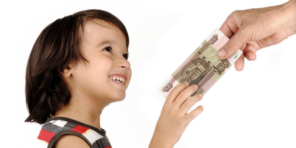 Не нужно лишать карманных денег: как правильно выдавать средства детям