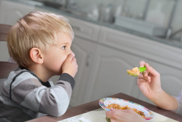 Как ошибки в кормлении детей могут сказаться на их здоровье