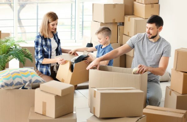 Переезд с ребенком: как удачно перевезти семью в новый дом