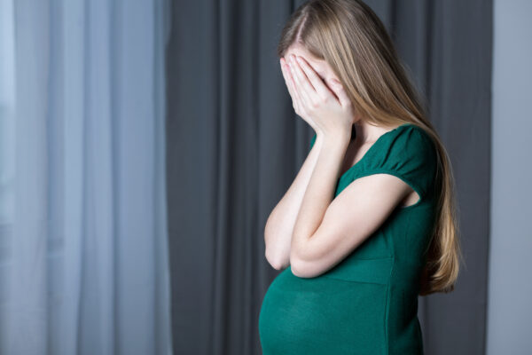 Плач при беременности: причины, советы, влияние на ребенка