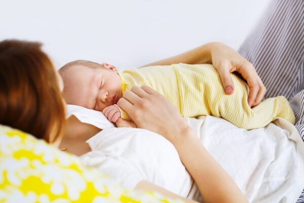 «Наконец, решение извечного вопроса: как уложить ребенка спать (не теряя рассудка!)».