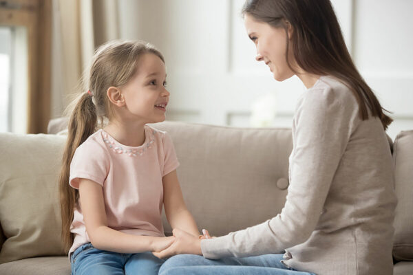 Невидимая боль: как научить ребенка быть добрее