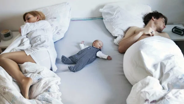 Ребенок родился: не пора ли выселять мужа из кровати? Преимущества и недостатки отдельных спален для родителей
