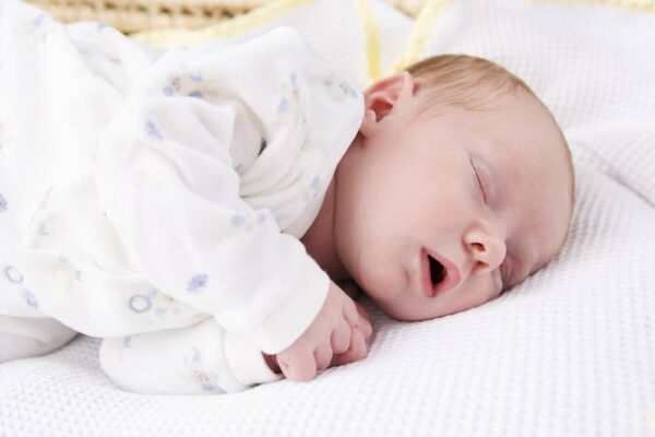 Мой ребенок храпит во сне: это опасно или нормально. Когда нужно обращаться к врачу