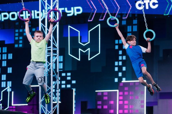 Взял инициативу в свои руки: 9-летний мальчик из Екатеринбурга пошел на проект «Суперниндзя. Дети», чтобы закрыть кредиты родителей