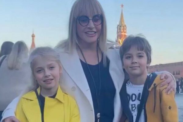 Здоровье подводит: 75-летняя Алла Пугачева с детьми переезжает с Кипра