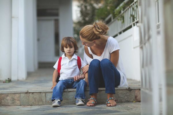 Почему дети любят одного из родителей больше, чем другого: причины, последствия, исправление ситуации