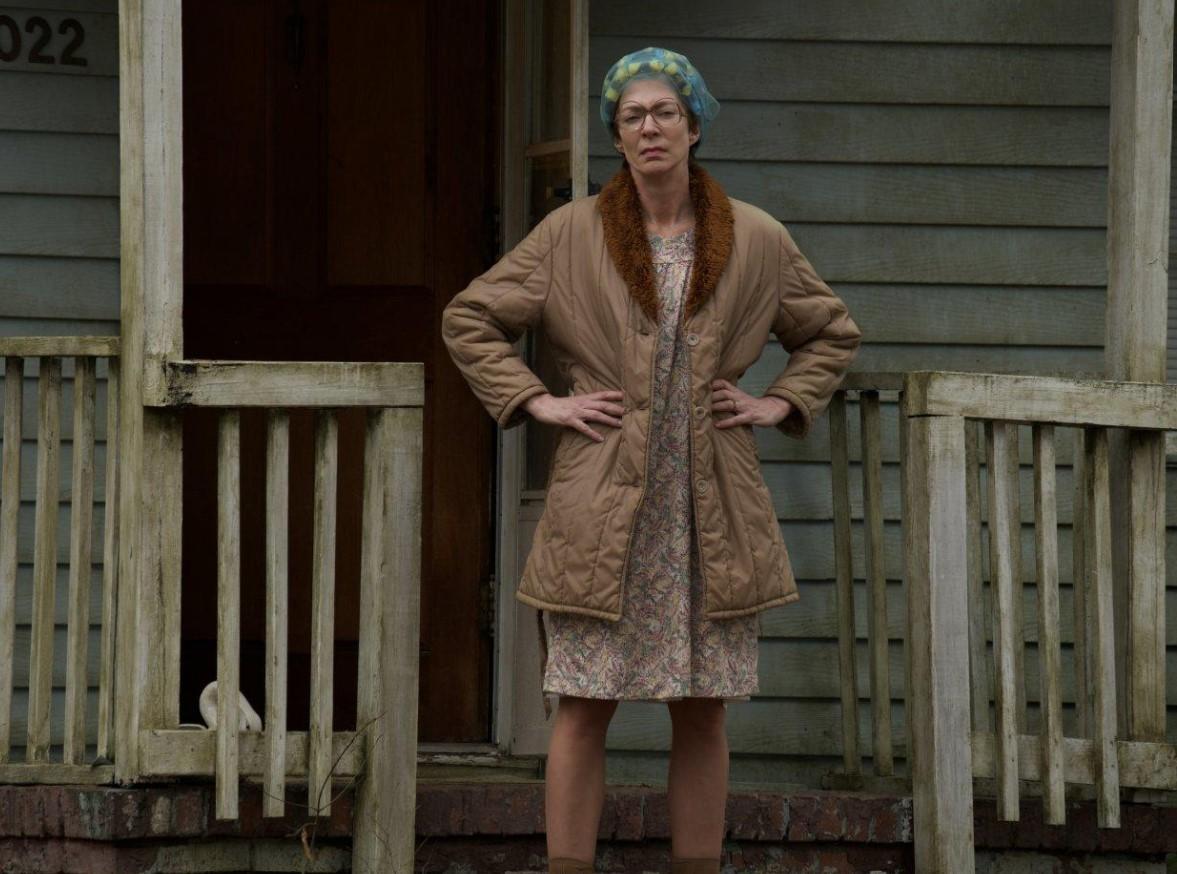 Мамы из кино: почему идеальных семей не бывает и как не стать деспотичной Лавоной