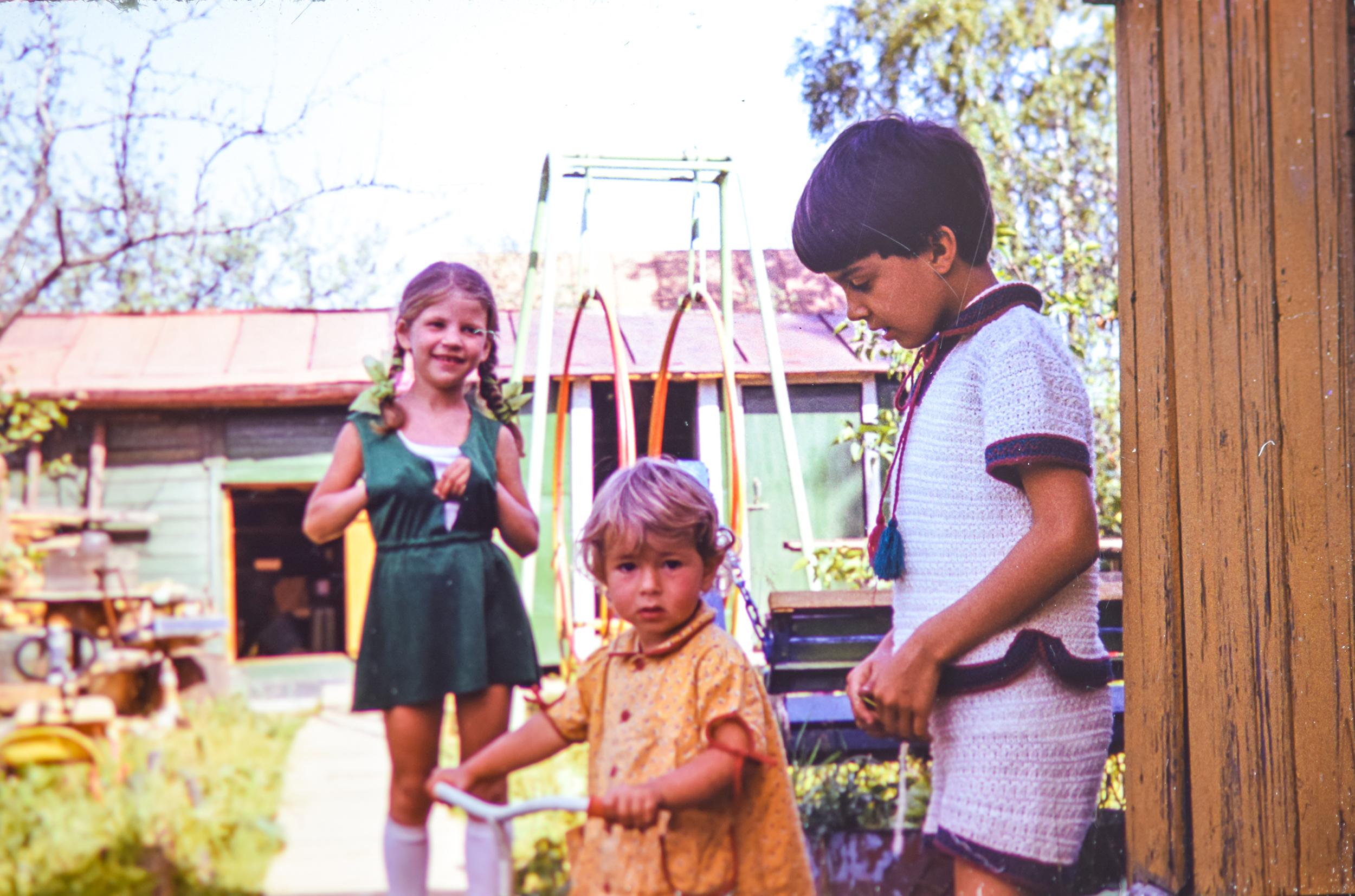 Поколение уставших матерей: почему раньше было "проще" и что за этим стоит?