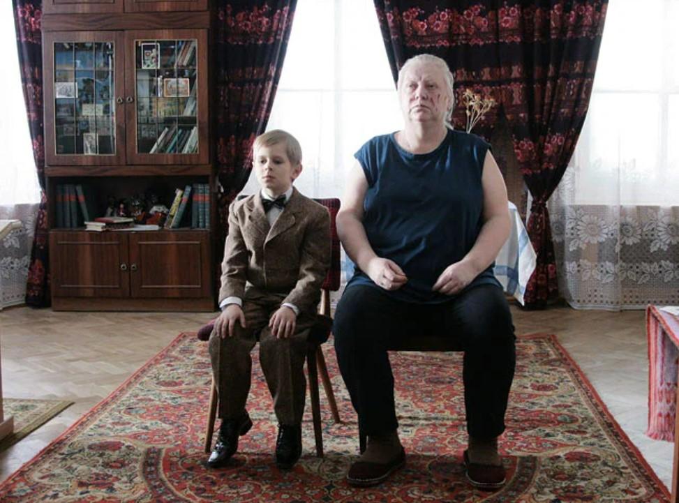 Мамы из кино: почему идеальных семей не бывает и как не стать деспотичной Лавоной