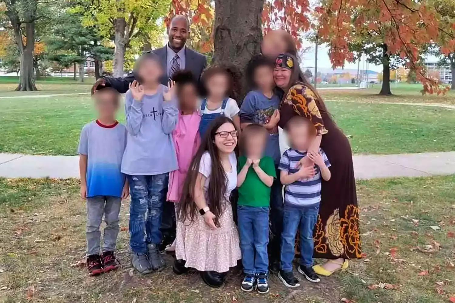 Семья Манс, которая предоставила Наталье дом и поддержку.