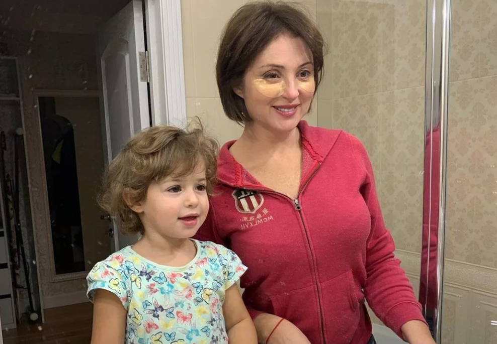 Маша Банщикова, играющая роль мальчика Миши.