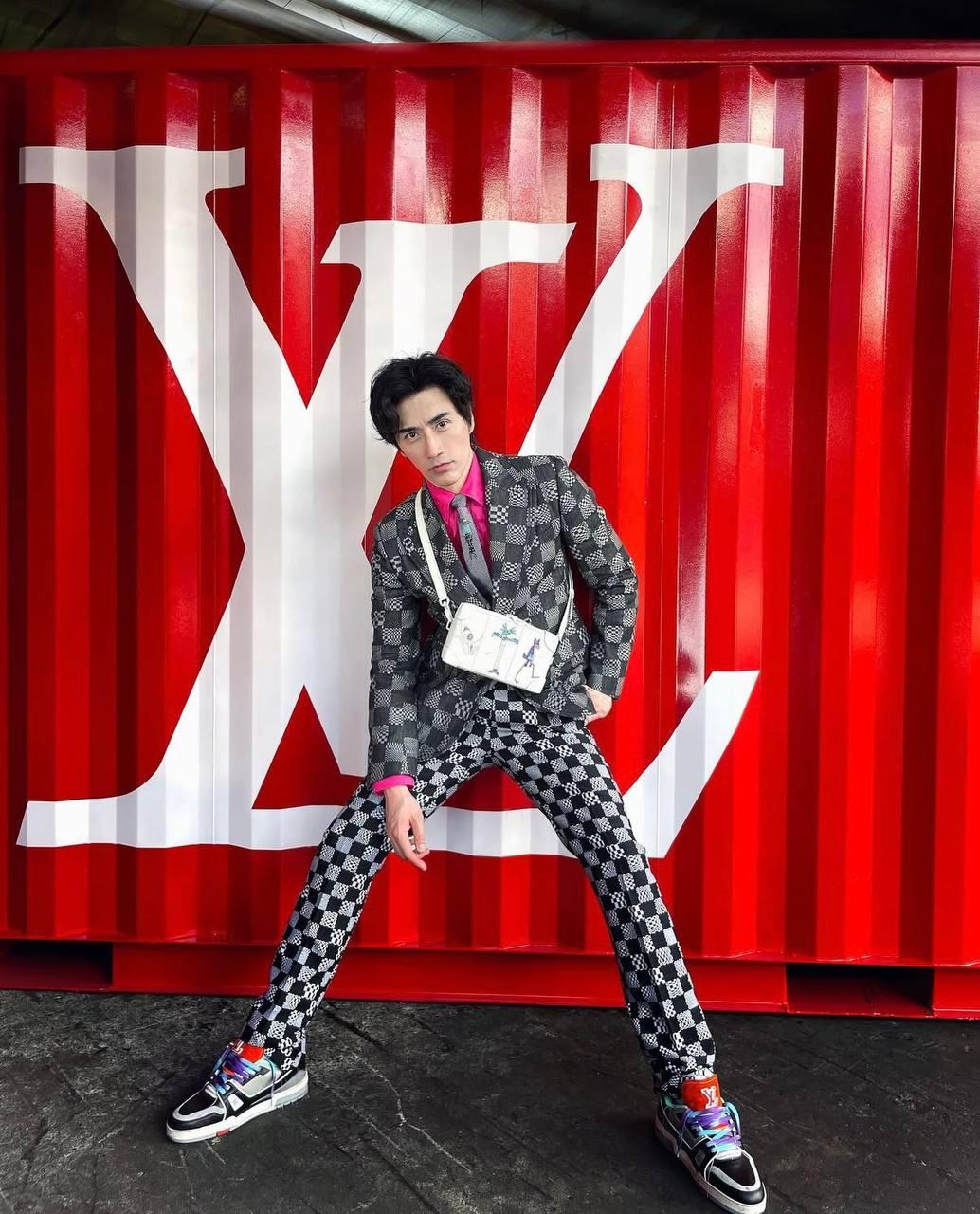 Чуандо Тан нашёл призвание в фотографии.