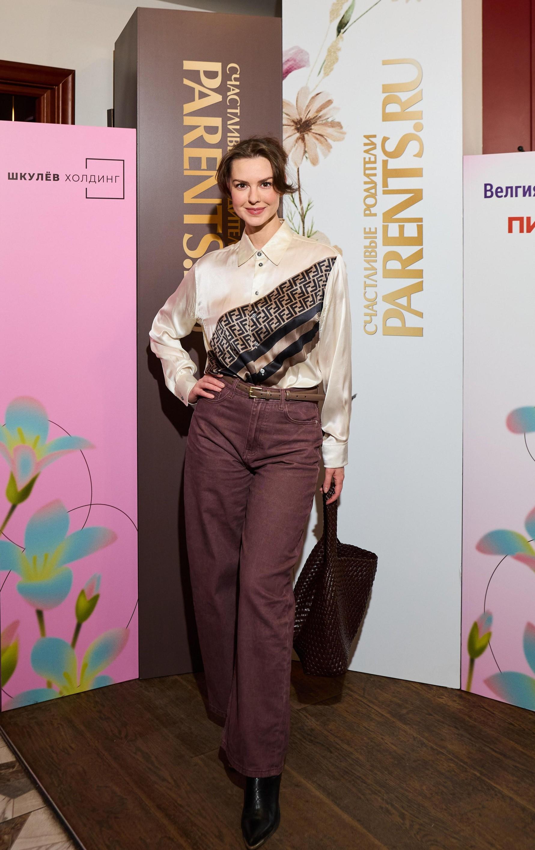 Актриса Лянка Грыу делится своим опытом родительства, основанного на любви и принятии.