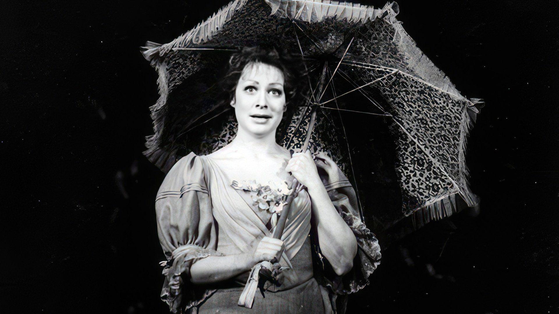 Мария Аронова на сцене Вахтанговского театра