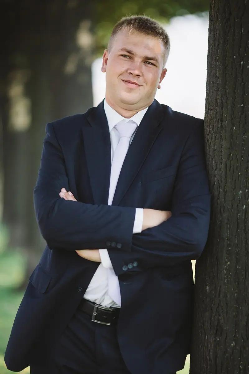 Когда каждый час на счету: 9-летнюю Сашу нашли в 300 метрах от дома, а 12-летний Паша погиб от руки знакомого