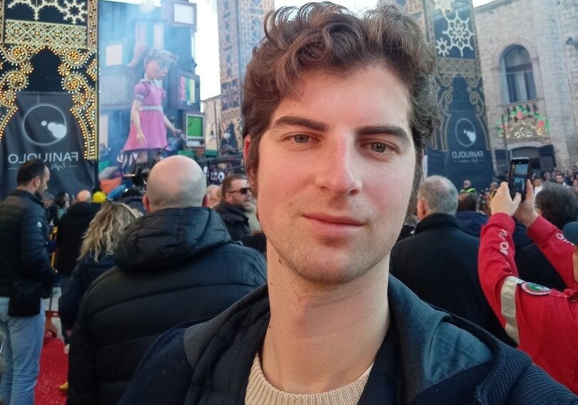 Петр Цеханович, внук Георгия Жжёнова, стал оперным баритоном.