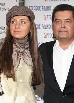 «Носить такую фамилию — тяжело»: Как сыновья Николая Расторгуева с юных лет отказались от сцены