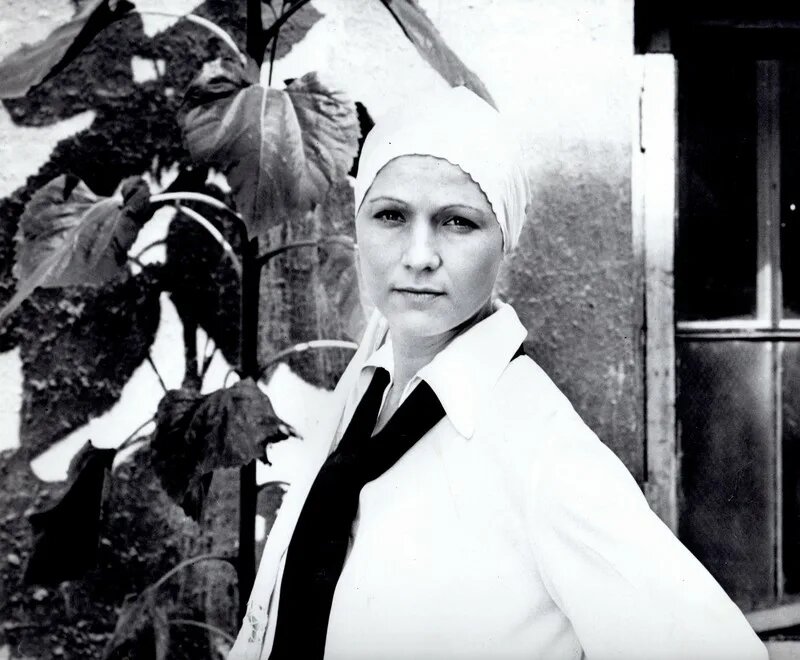 Молодая Нина Русланова, полная надежд и стремлений.