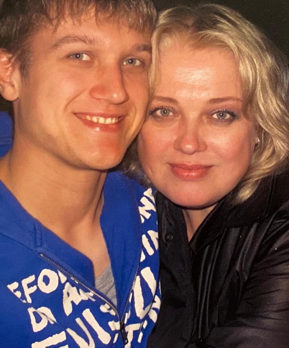 Александр Мартынов, биологический отец