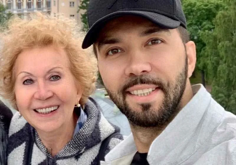 Ирина Клявер в своём доме, хранящем воспоминания.