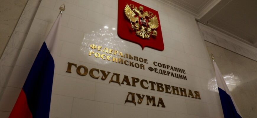 Родители в декрете смогут работать и получать больничный при болезни ребенка