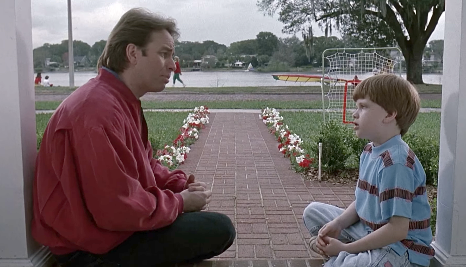 Драки между мальчиками и девочками: Почему наши стереотипы мешают детям расти сильными?