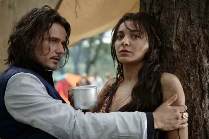 Неожиданная утрата в 43 года : как 11-летняя дочь Ивана Рудакова и Лауры Кеосаян продолжает актерскую династию