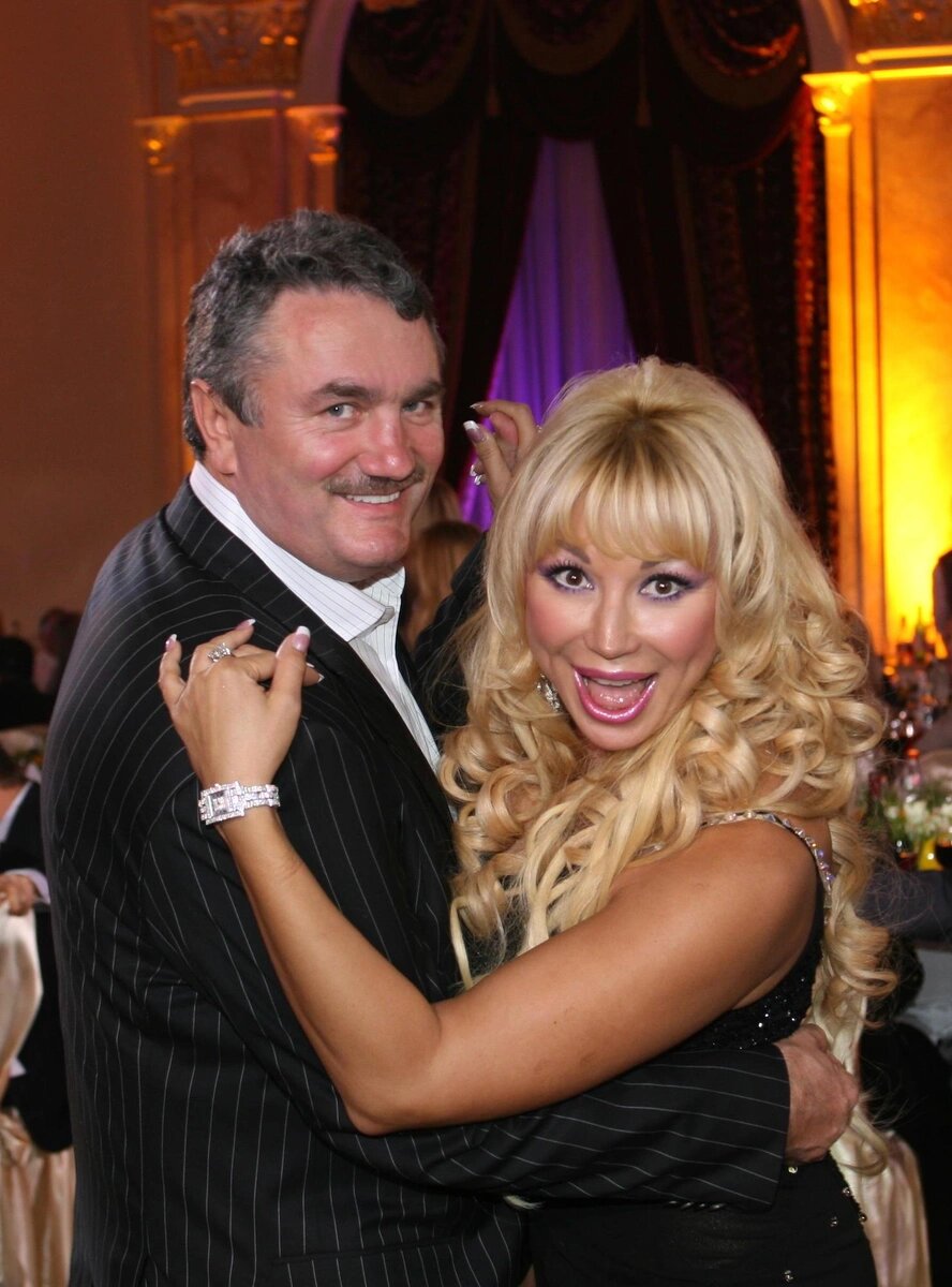 Мария Распутина и её супруг Виктор Захаров.