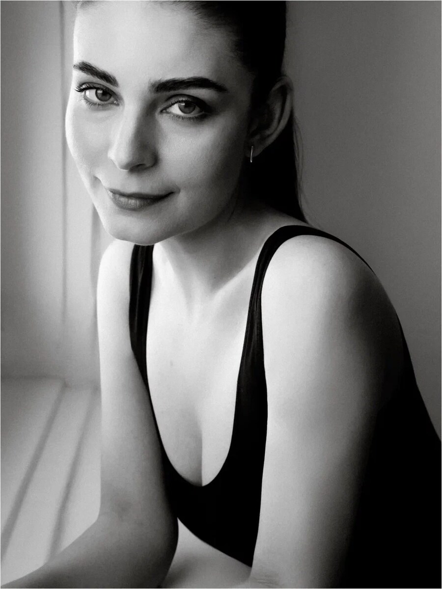 Мария Козакова в одной из своих работ