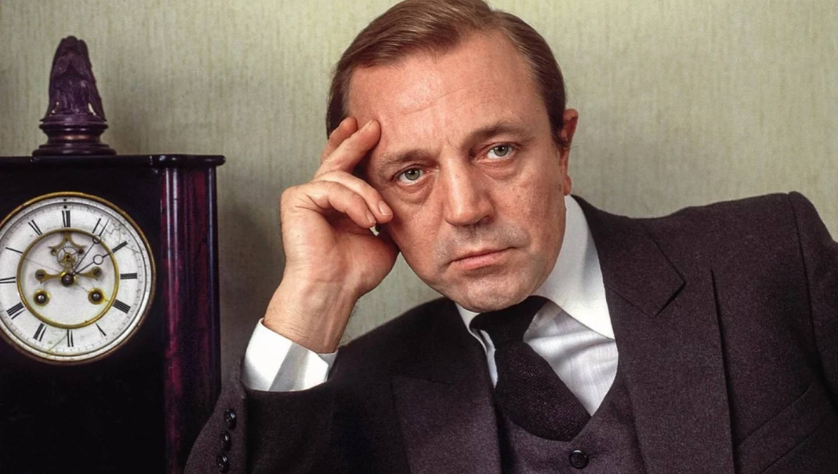 Молодой Анатолий Ромашин в начале своей актёрской карьеры.