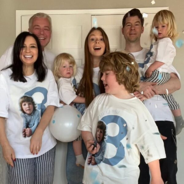 Расстояние не преграда для гордости: как Екатерина Стриженова восхищается 38-летней дочерью, воспитывающей троих сыновей