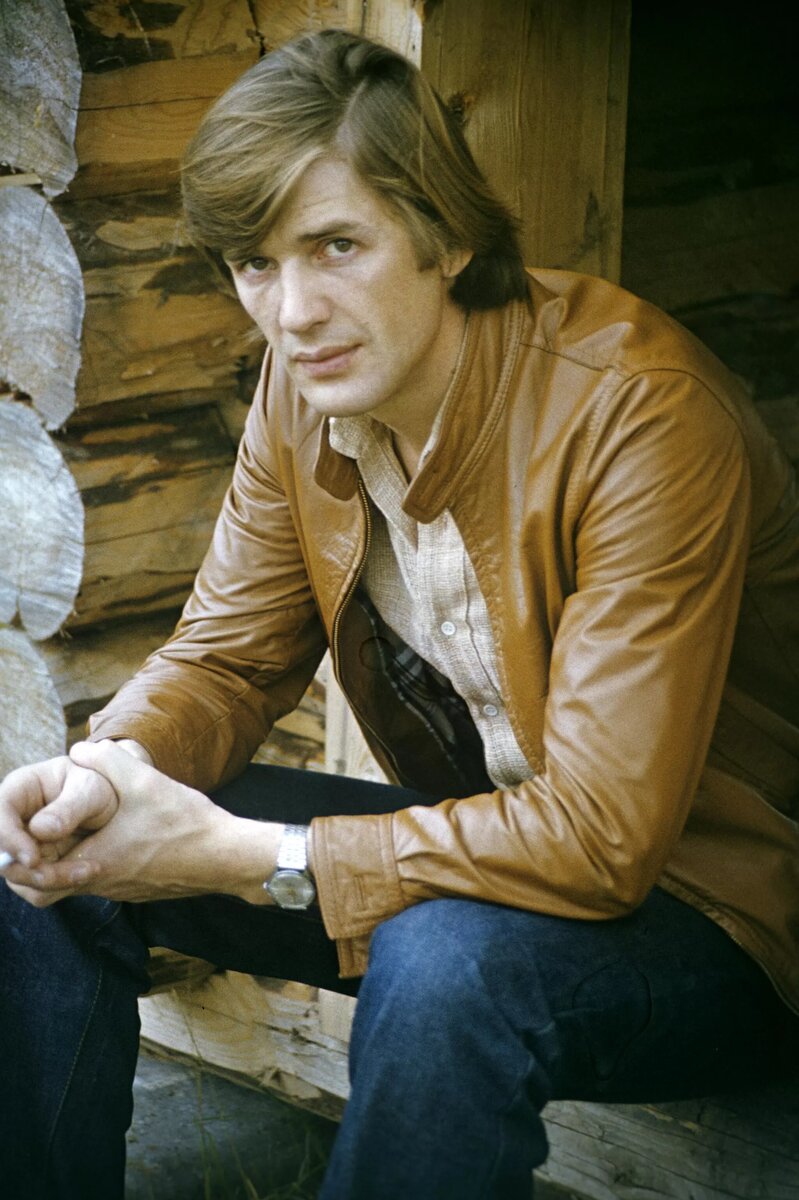 19-летняя дочь легенды: «мне приходится постоянно доказывать» : как Юлия и Евгения Абдуловы живут после ухода актера