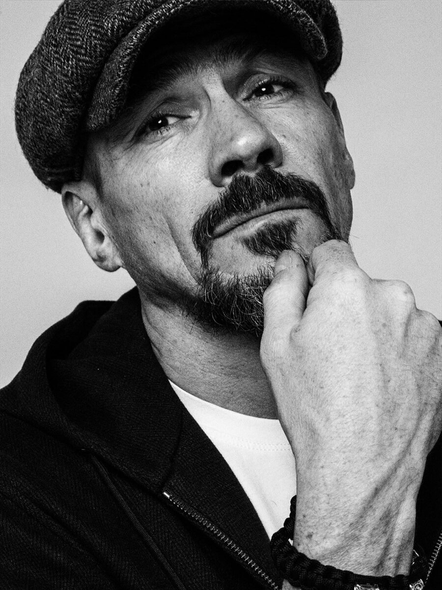 Ранние годы карьеры Дениса Никифорова были связаны с театральной сценой.