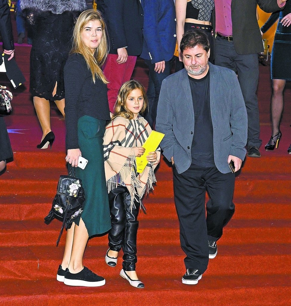 Юная Александра Цекало, дочь продюсера.