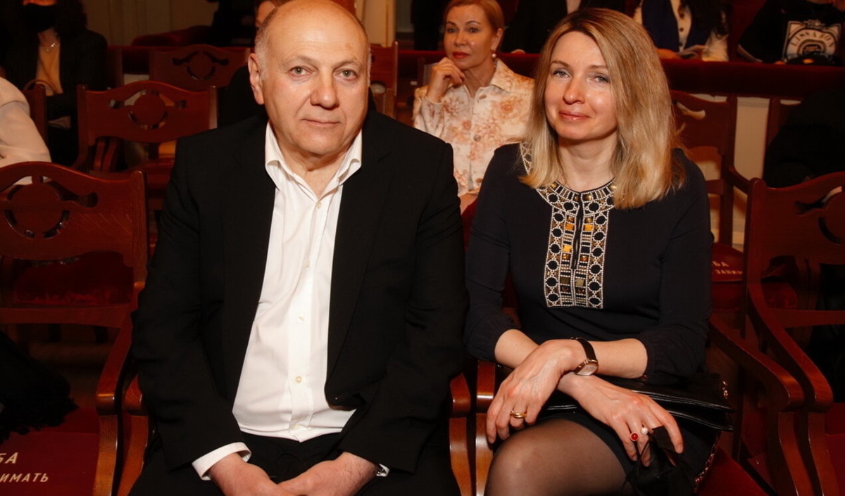 Сергей Газаров на съемочной площадке, несмотря на все трудности, он оставался в профессии.