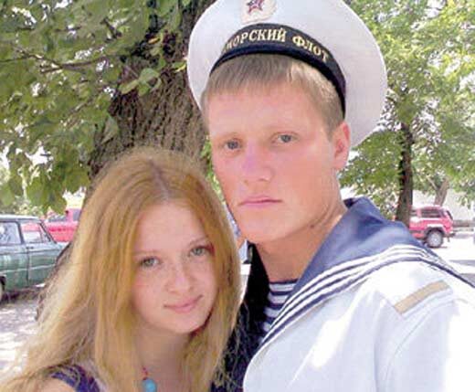 Екатерина Копанова с дочерьми Дашей и Златой.