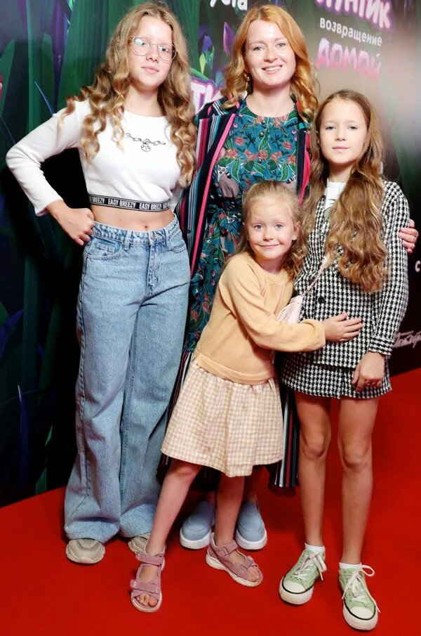 Екатерина Копанова: искренняя улыбка и природное обаяние.